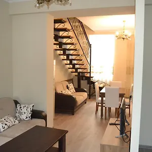 https://old-batumi.batumihotels.net